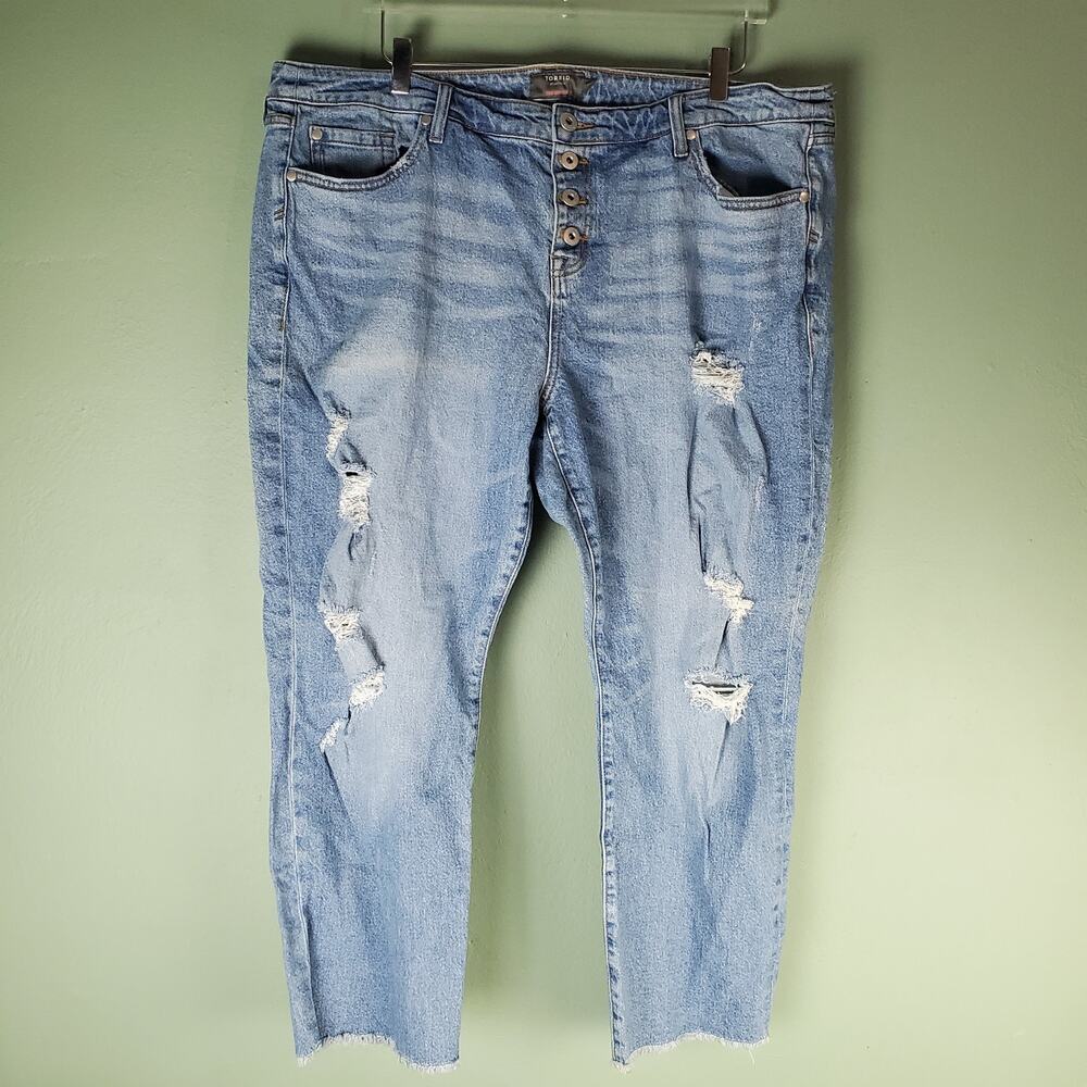 Torrid Womens Crop Boyfriend Jeans Classic Denim Medium Wash Distressed Size 20